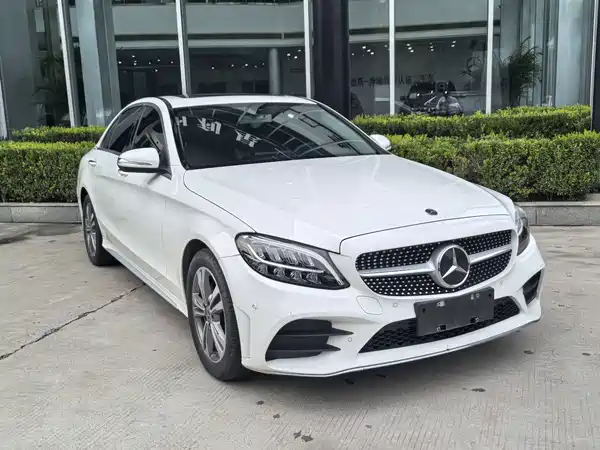 Mercedes-Benz C-Class 2020