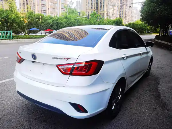 Changan Eado DT 2018