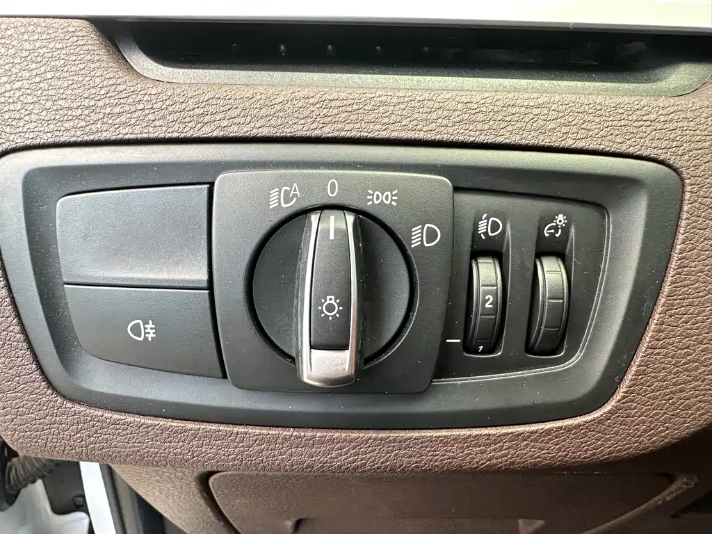 BMW X1 2022 — фото 12