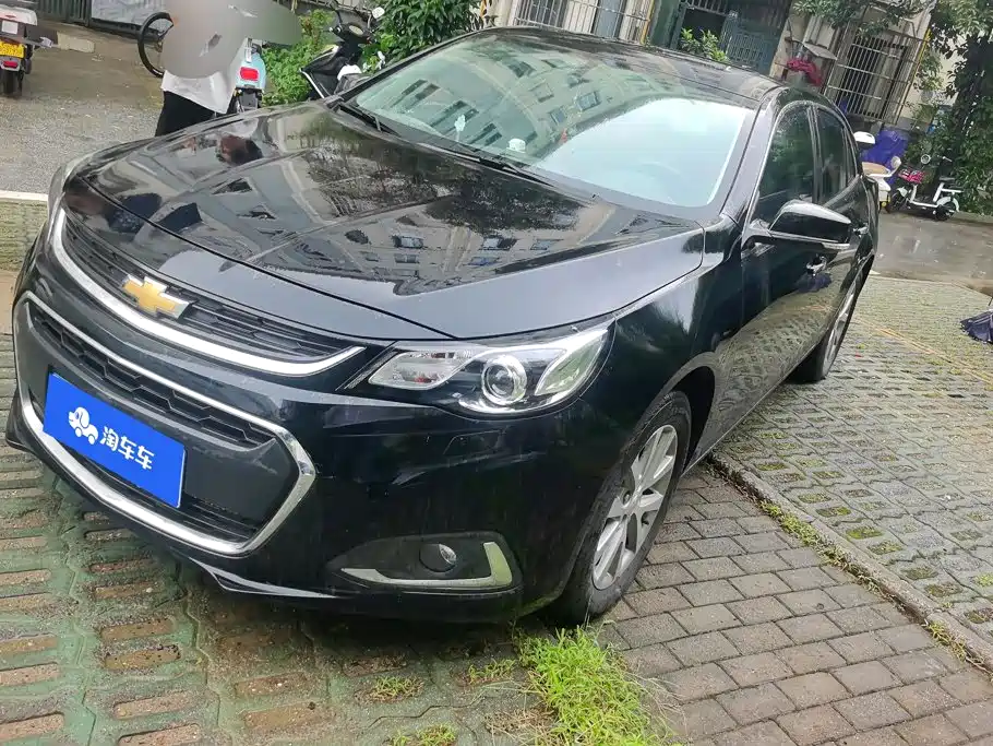Chevrolet Malibu 2019 — фото 1