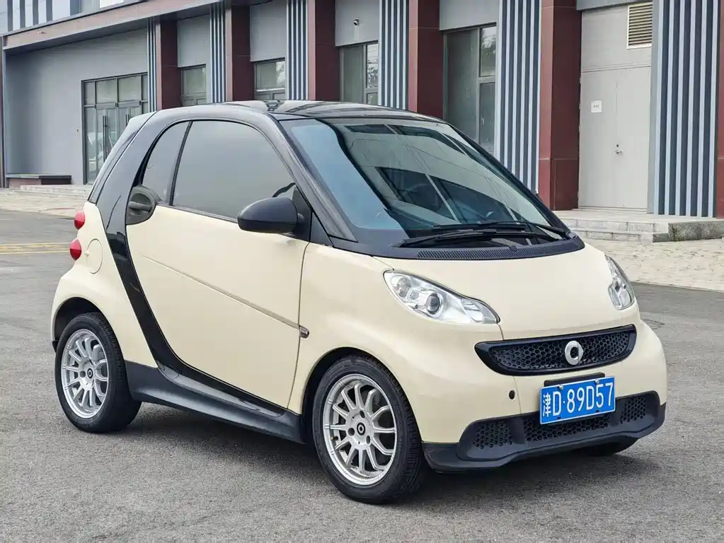 smart fortwo 2013 — фото 3