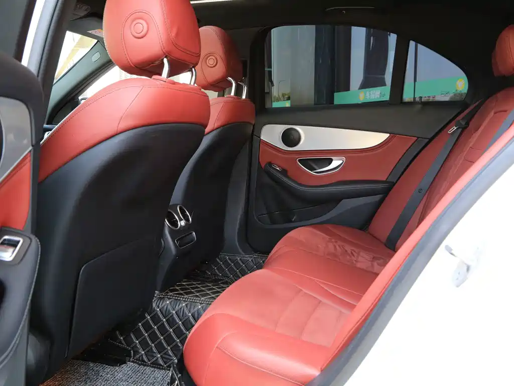 Mercedes-Benz C-Class 2019 — фото 11