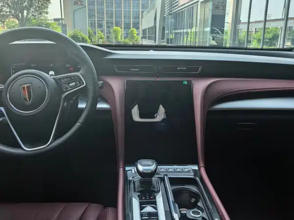 Hongqi H5 2023
