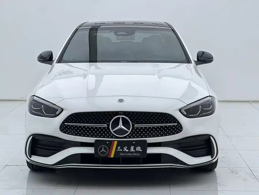 Mercedes-Benz C-Class 2024 — фото 12