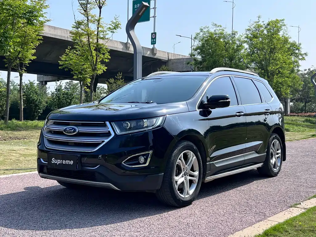 Ford Edge 2016 — фото 1