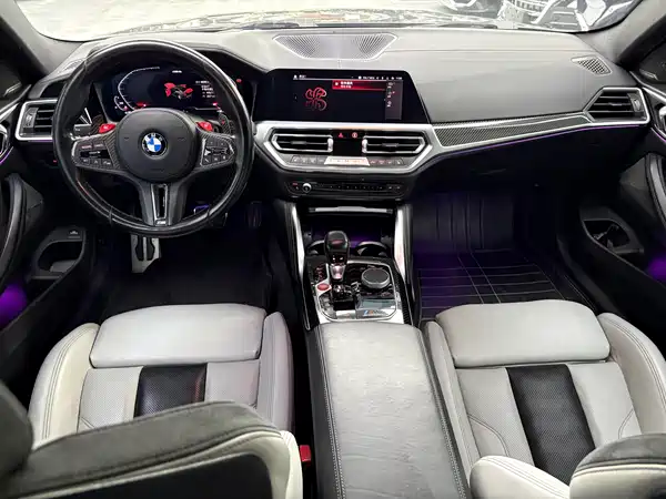 BMW M4 2022