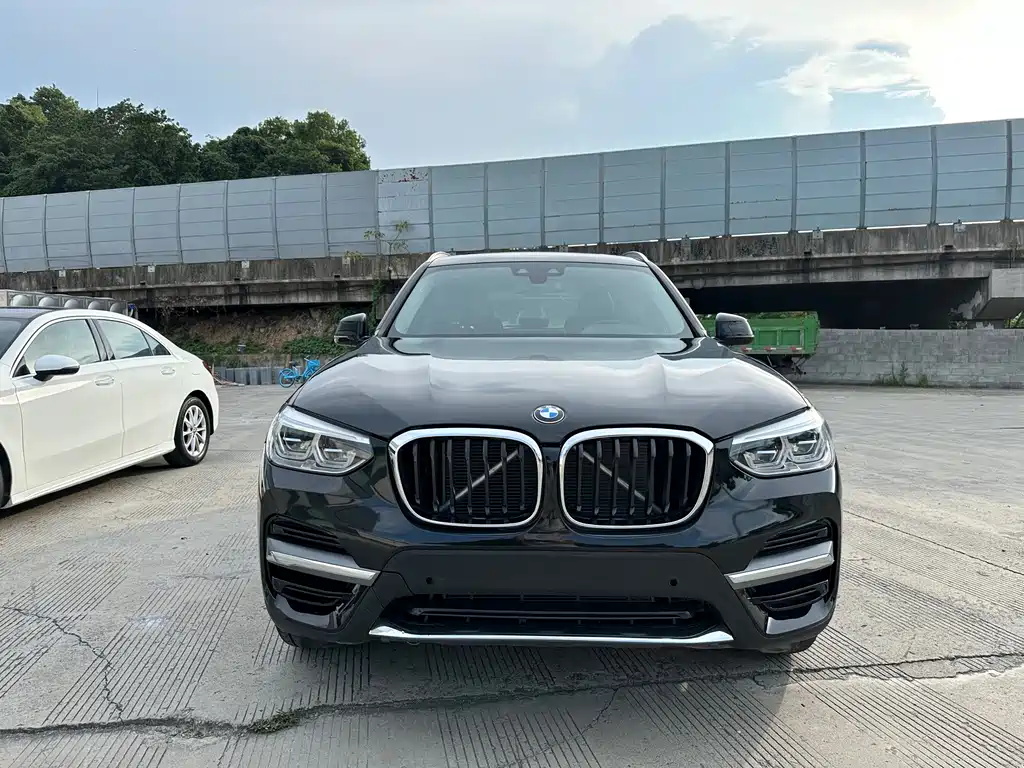 BMW X3 2021
