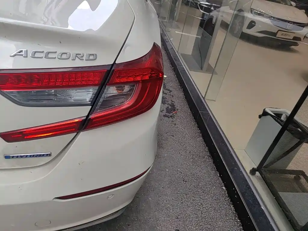 Honda Accord 2020 — фото 8