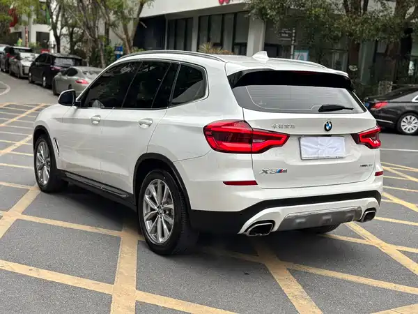 BMW X3 2021