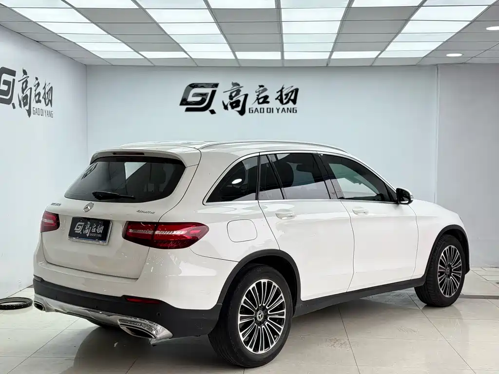 Mercedes-Benz GLC 2018 — фото 25