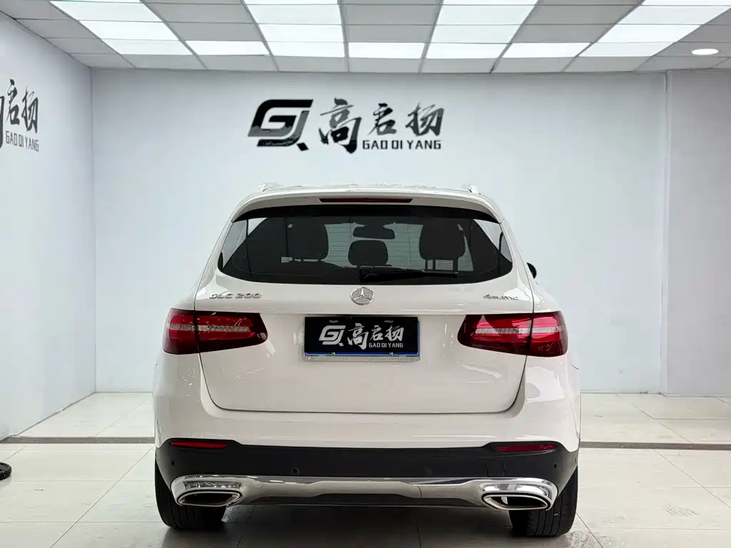 Mercedes-Benz GLC 2018 — фото 26