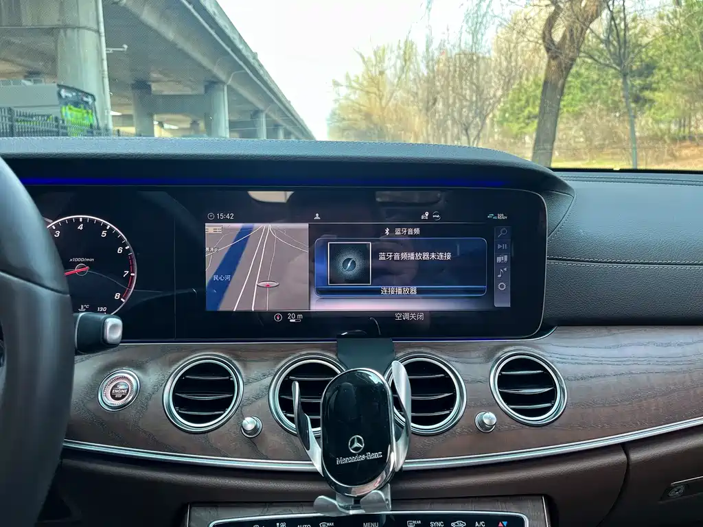 Mercedes-Benz E-Class 2018 — фото 15