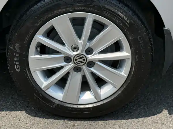 Volkswagen Jetta 2015