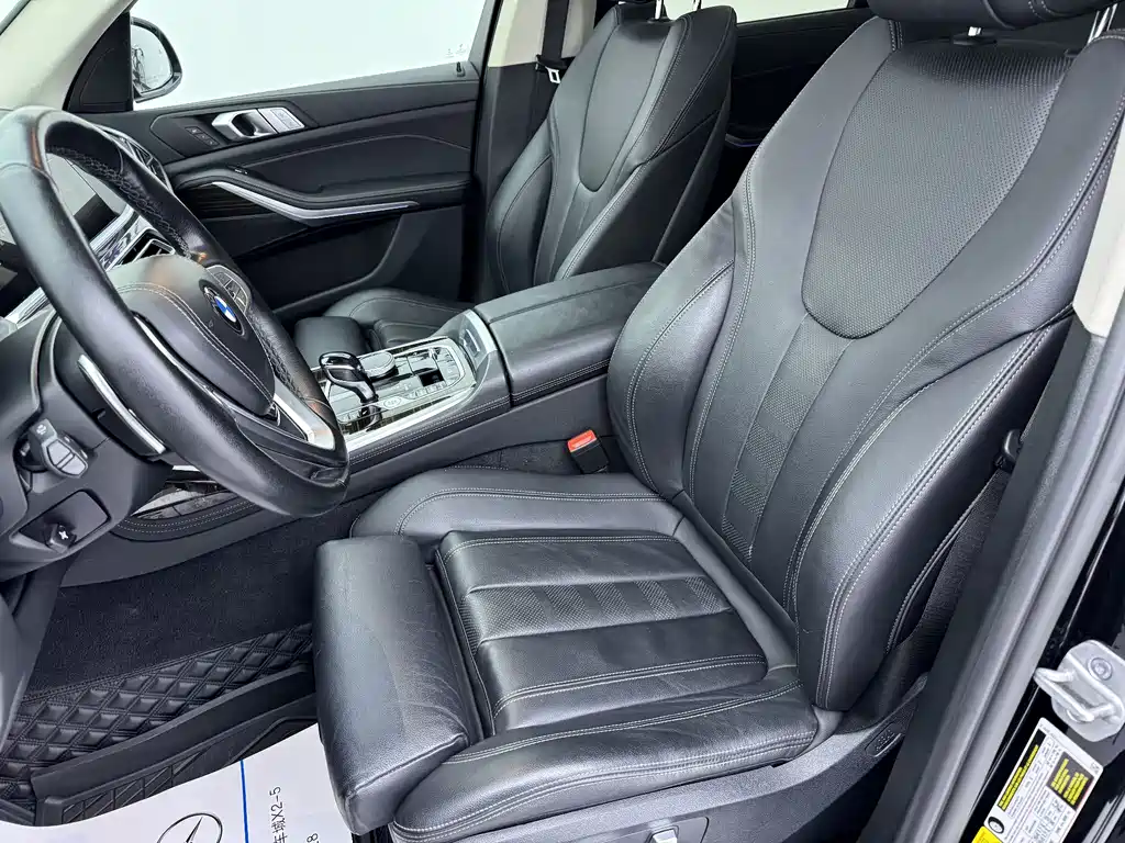 BMW X7 2022 — фото 17