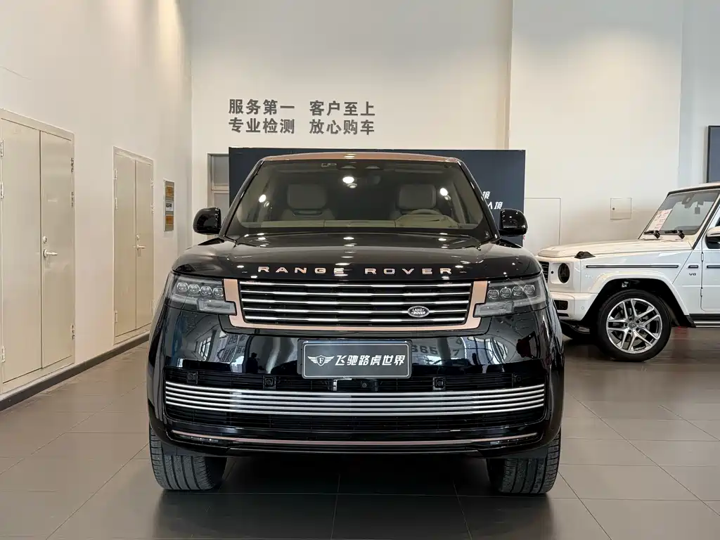 Land Rover Range Rover 2025 — фото 2