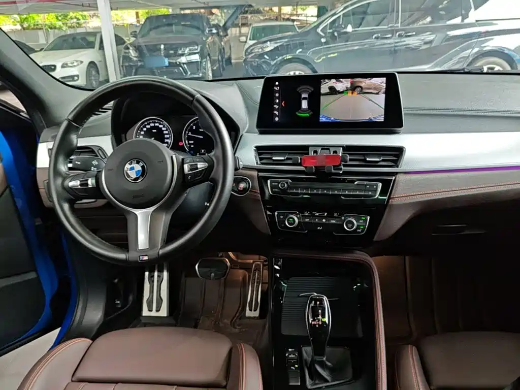 BMW X2 2022 — фото 10