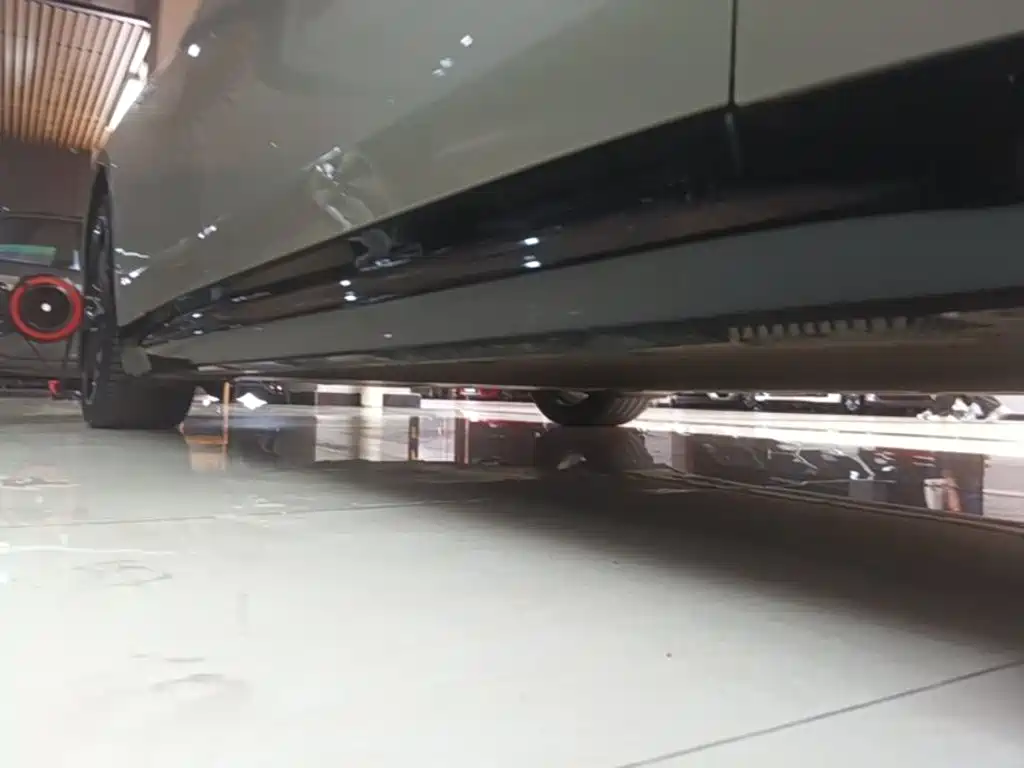 Xiaomi SU7 2025 — фото 21