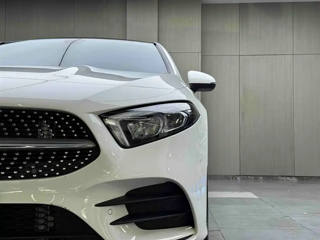 Mercedes-Benz A-Class 2023 — фото 7