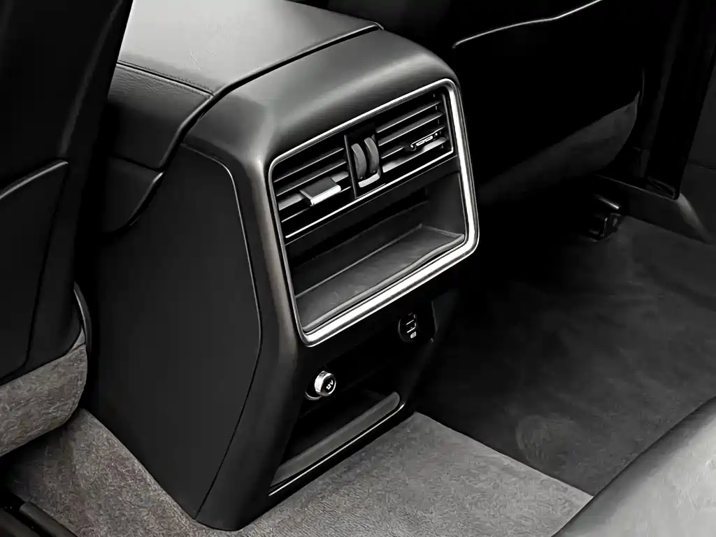 Porsche Cayenne 2018 — фото 16