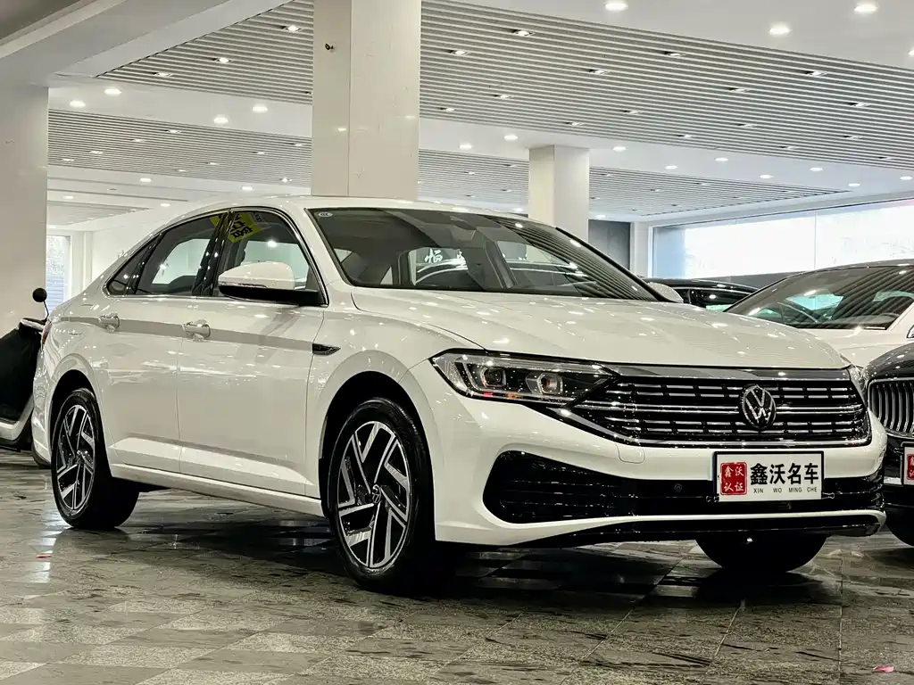 Volkswagen Sagitar 2024