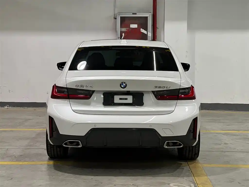 BMW 3 Series 2023