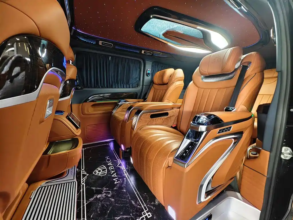 Mercedes-Benz Vito 2023 — фото 7