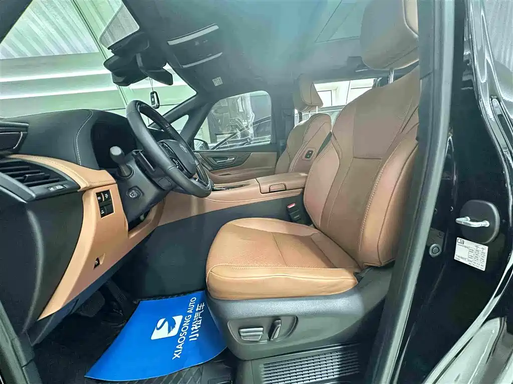 Toyota Alphard 2025 — фото 12