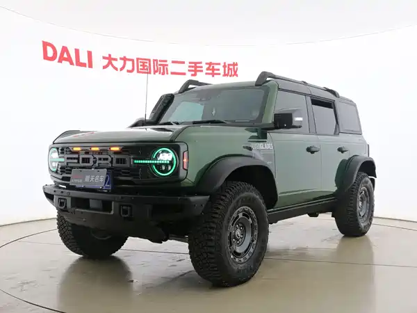 Ford Bronco 2024