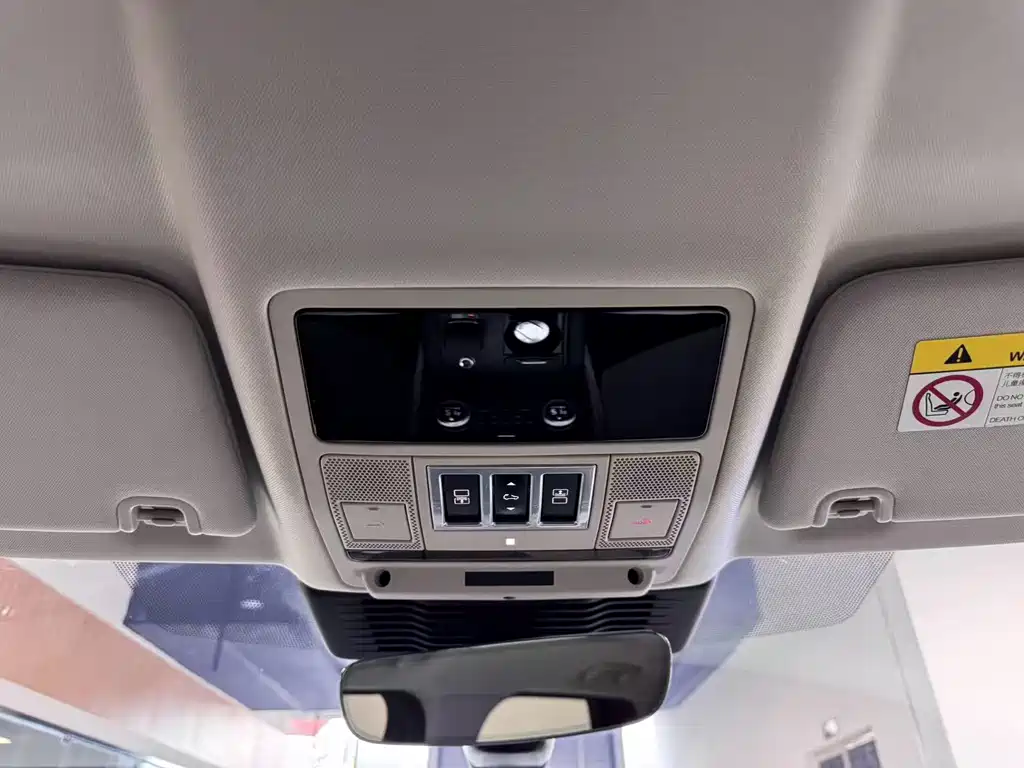 Land Rover Discovery 2021 — фото 29