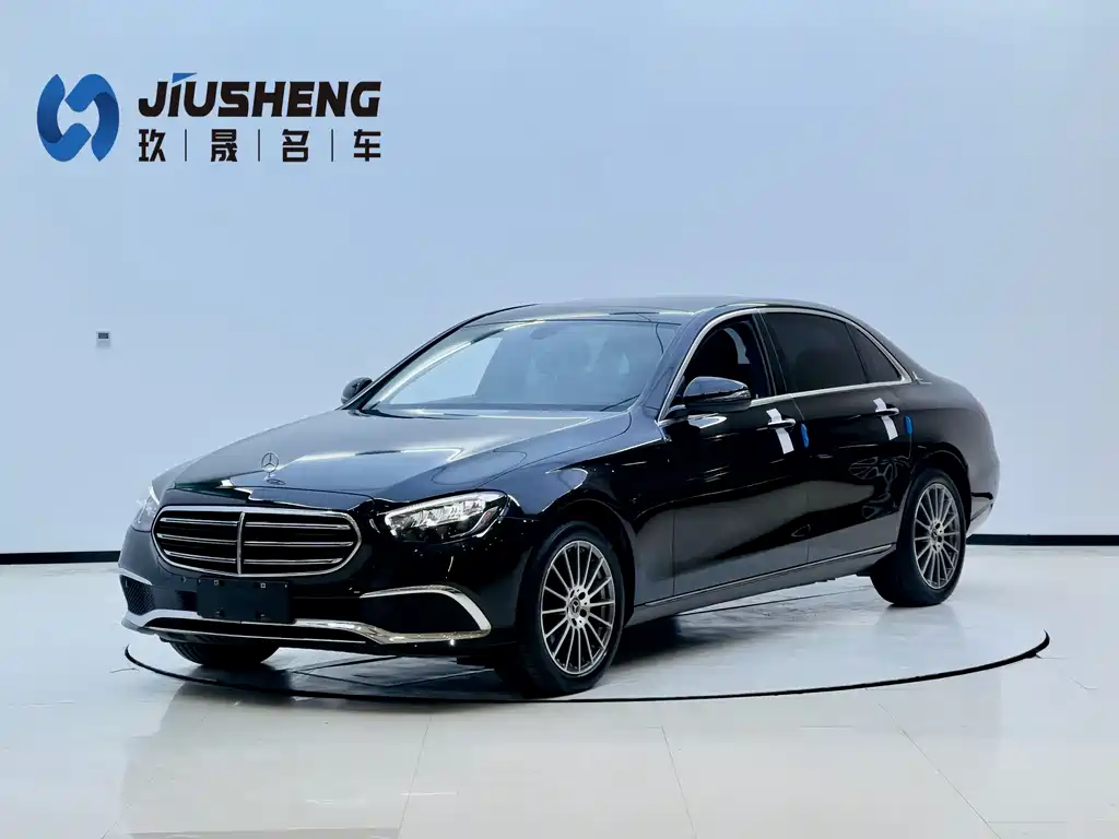 Mercedes-Benz E-Class 2023 — фото 1