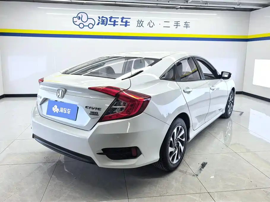 Honda Civic 2020 — фото 3