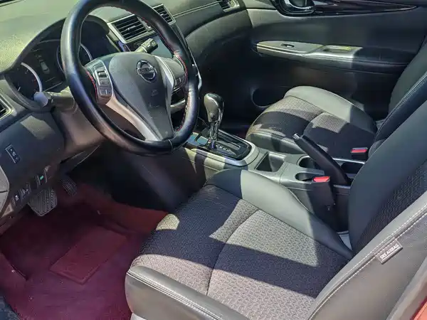 Nissan Tiida 2016