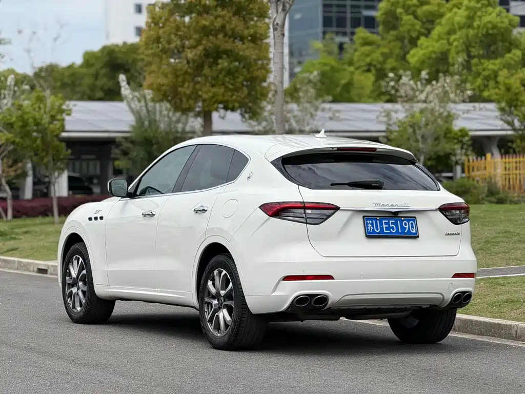 Maserati Levante 2022