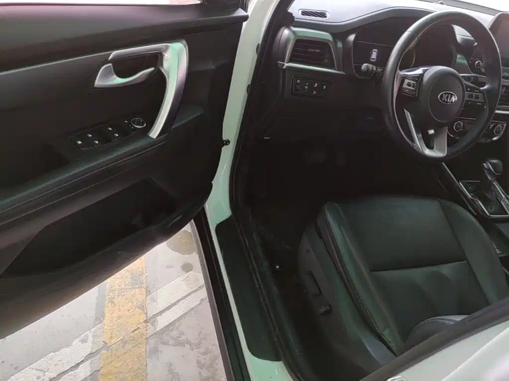 Kia Sportage 2019 — фото 16