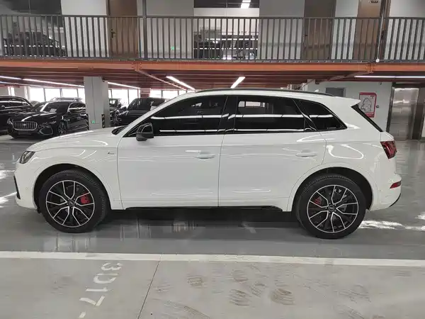 Audi Q5L 2024