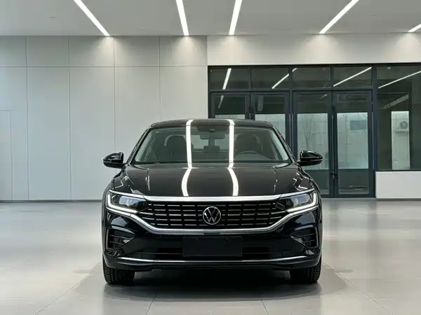 Volkswagen Passat 2023