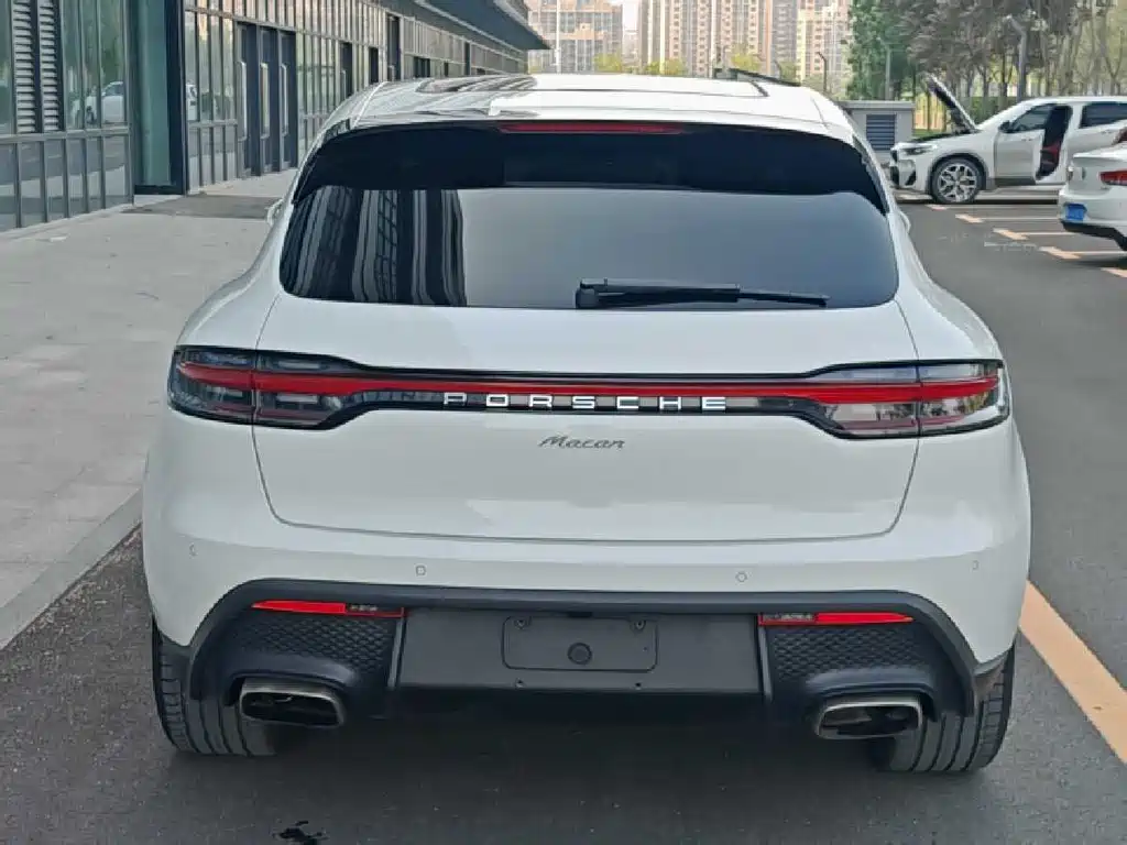 Porsche Macan 2023 — фото 6