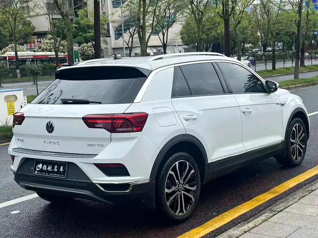 Volkswagen T-Roc 2022 — фото 4