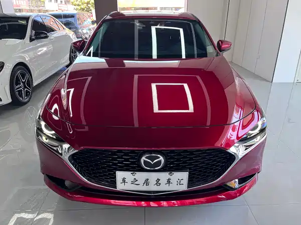Mazda 3 Axela 2023