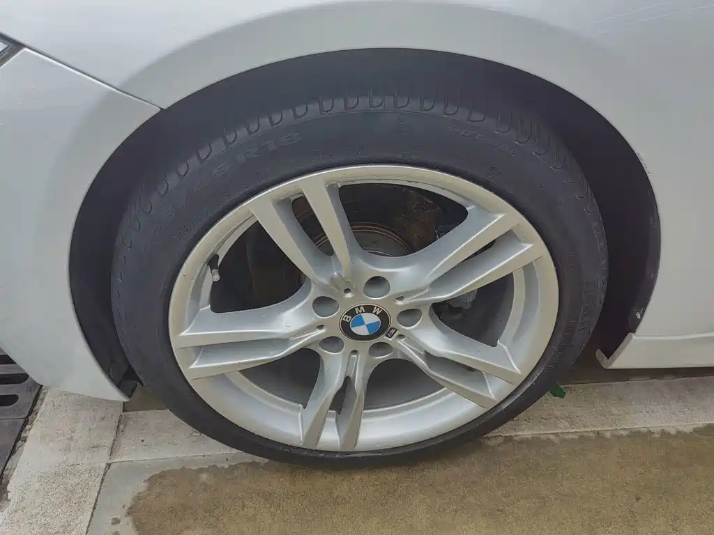 BMW 3 Series 2017 — фото 14