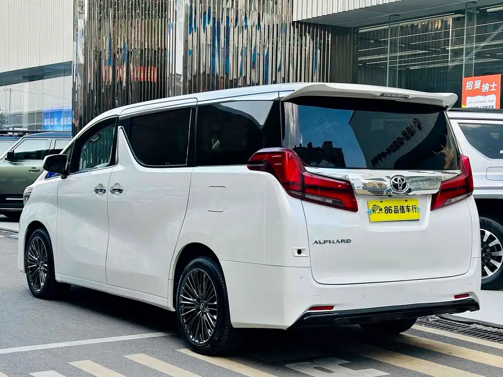 Toyota Alphard 2019 — фото 4