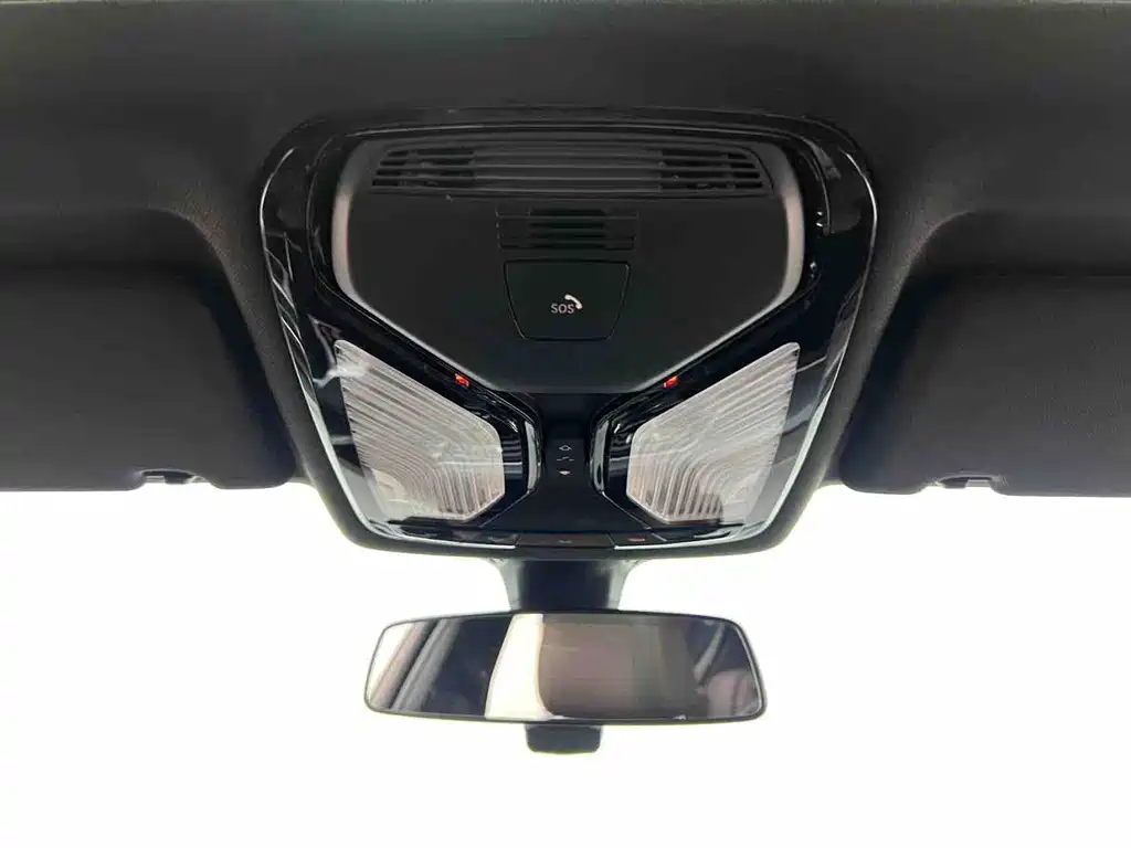 BMW 5 Series 2021 — фото 17