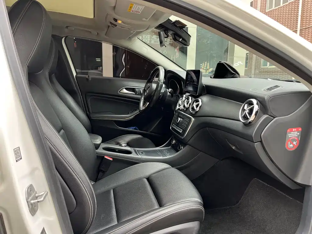 Mercedes-Benz GLA 2017 — фото 7