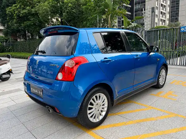 Suzuki Swift 2013