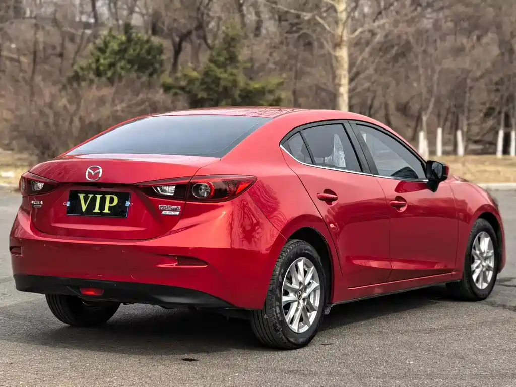 Mazda 3 Axela 2018 — фото 6