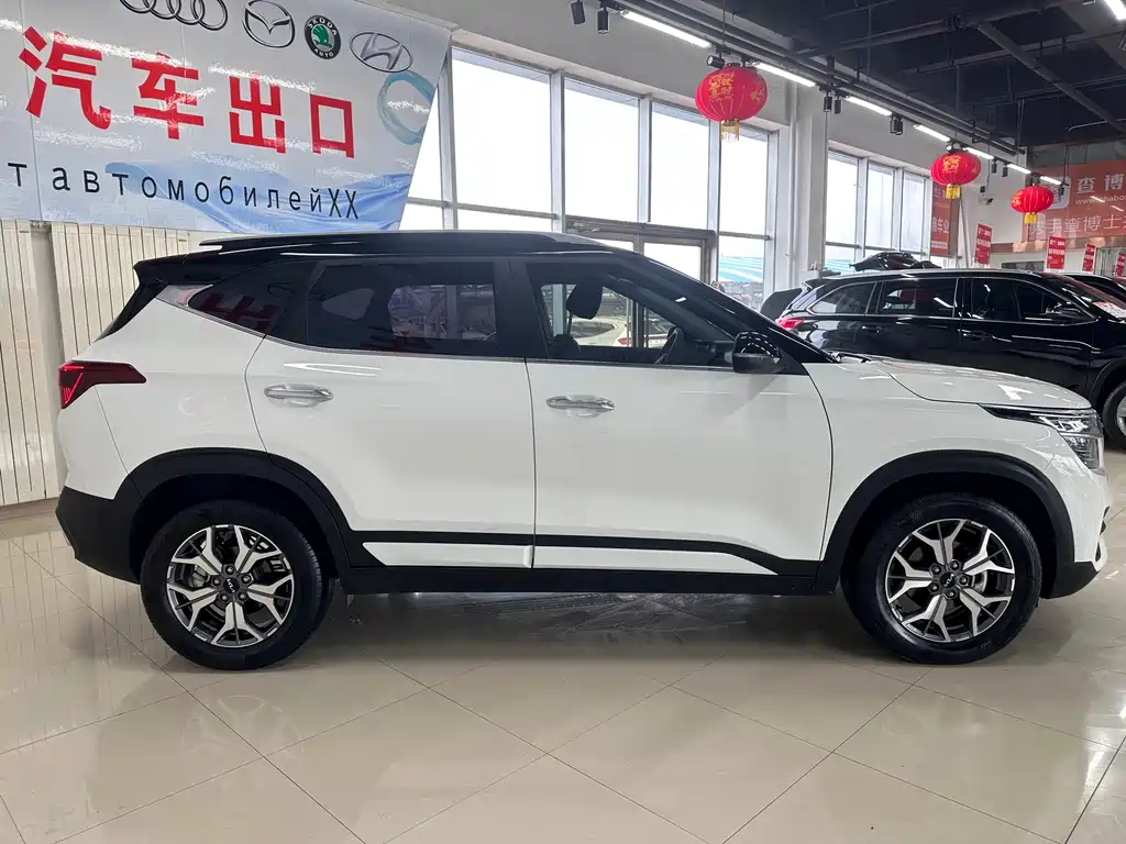 Kia KX3 2022 — фото 4
