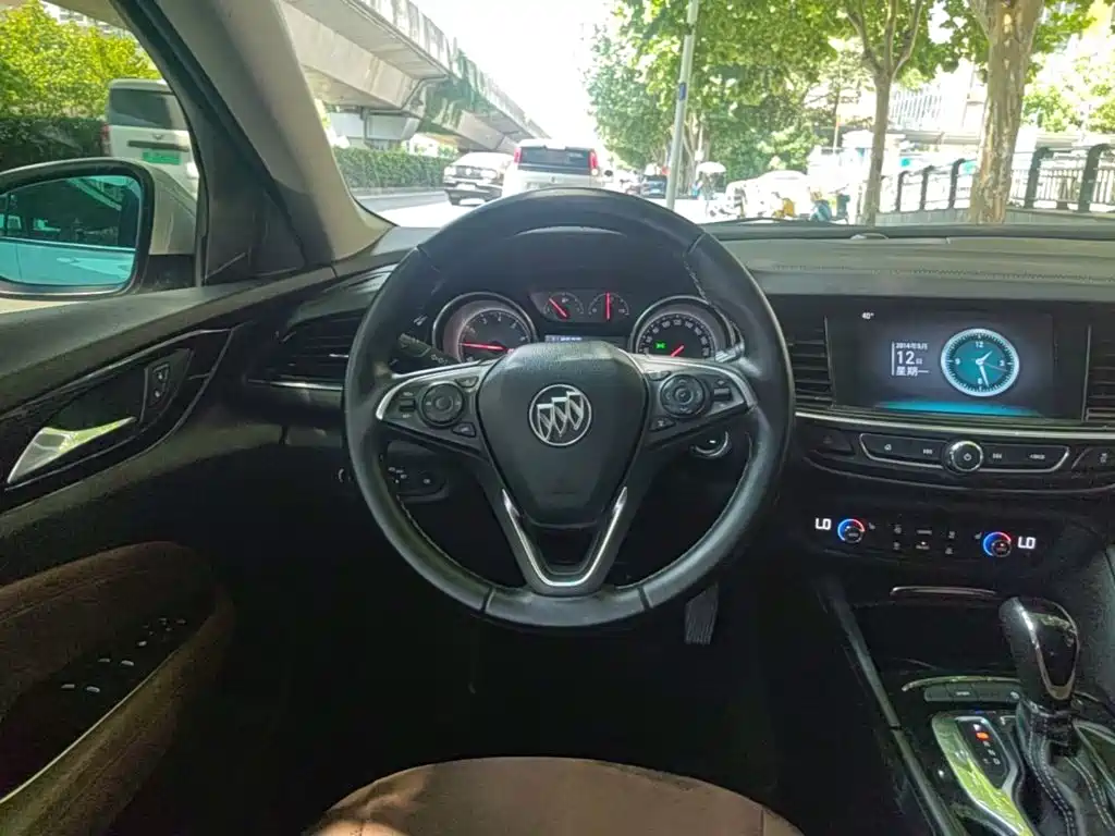 Buick Regal 2019 — фото 11