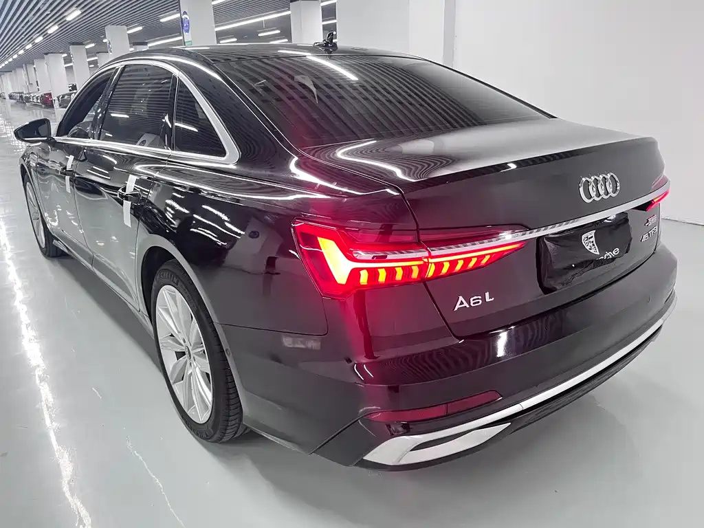 Audi A6L 2023 — фото 15