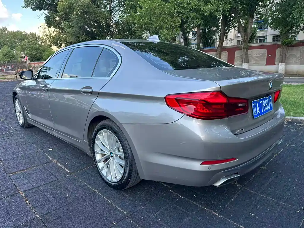 BMW 5 Series 2019 — фото 4