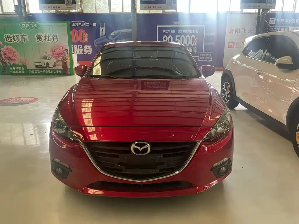 Mazda 3 Axela 2015